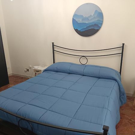New Dawn Apartment, Appartamento Turistico, Casa Per Vacanza, Tre Camere Indipendenti Katania Zewnętrze zdjęcie