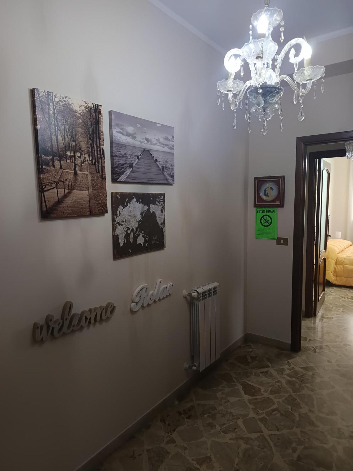 New Dawn Apartment, Appartamento Turistico, Casa Per Vacanza, Tre Camere Indipendenti Katania Zewnętrze zdjęcie